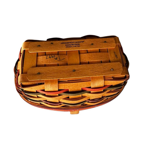 Longaberger Vtg 1997 Small Easter Basket 8 x 4.5 x 3 Oval w/ Liner & Protector - Picture 3 of 3